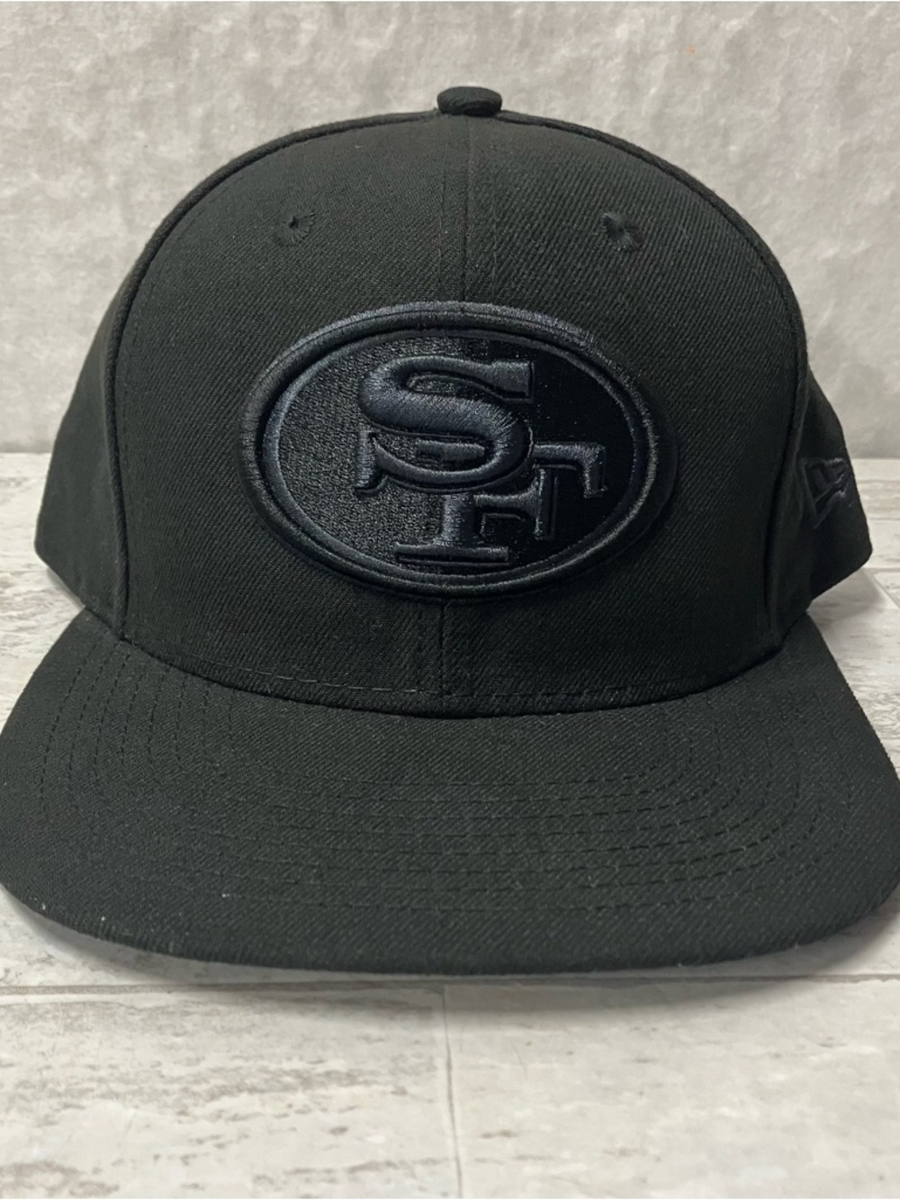 New Era 9Fifty NFL San Francisco 49ers Snapback Cap Adult Adjustable Black Hat